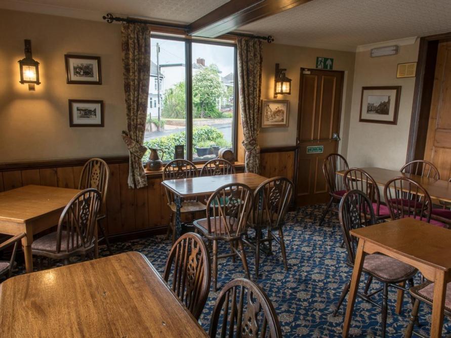The Olde Peculiar Hotel Rugeley Eksteriør billede