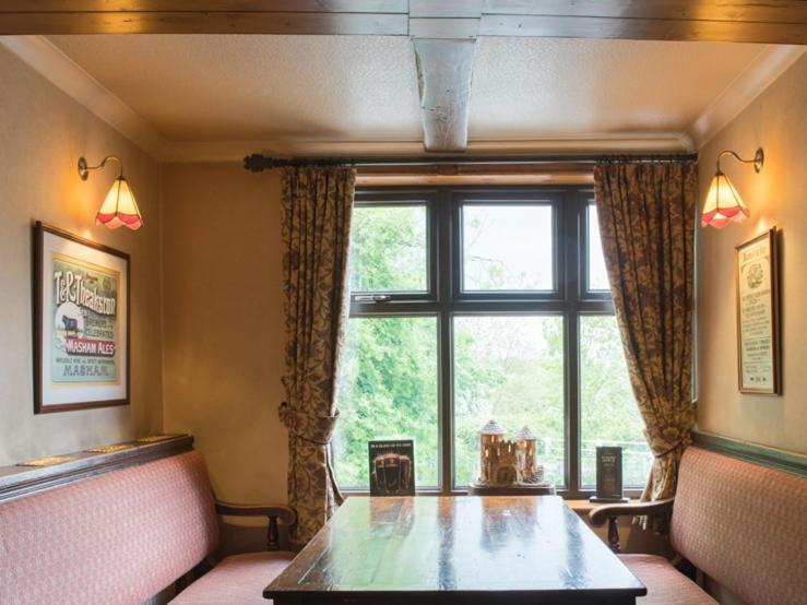 The Olde Peculiar Hotel Rugeley Eksteriør billede